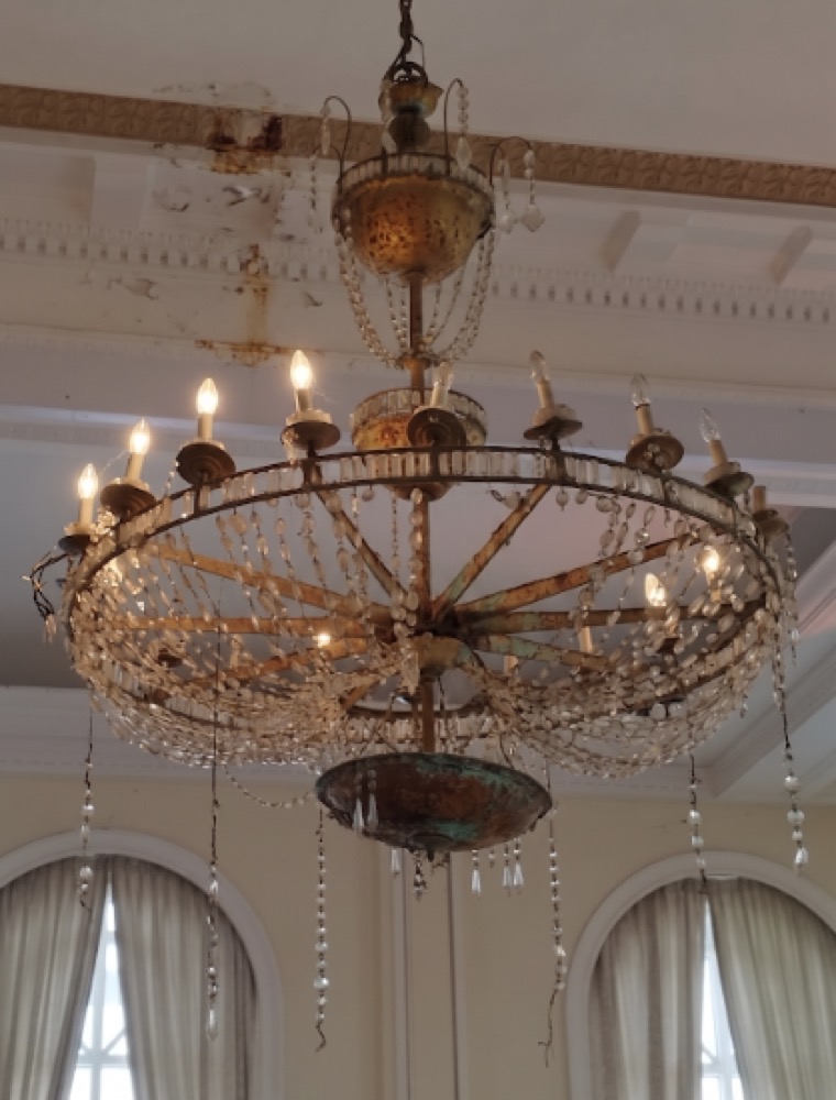 Lustre antes do restauro